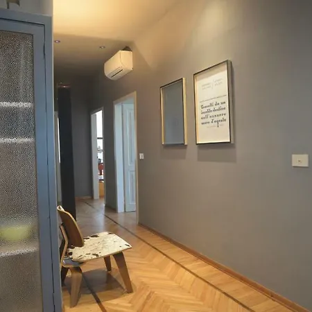 Design Flat In アパート *