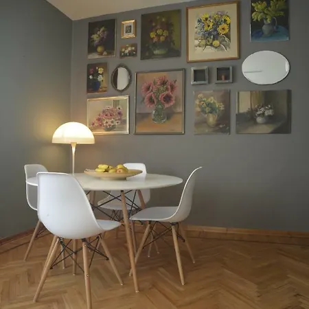 アパート Design Flat In トレヴィーゾ